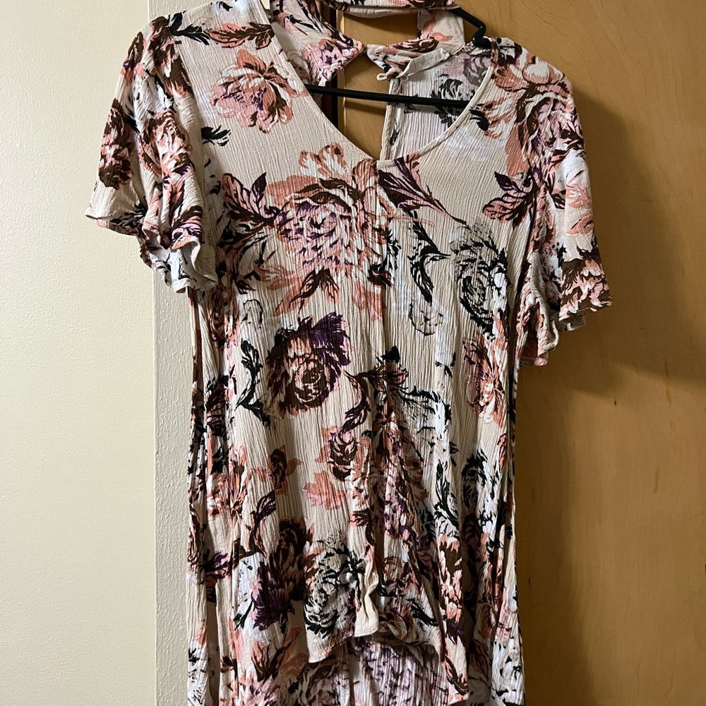 Cute floral tee